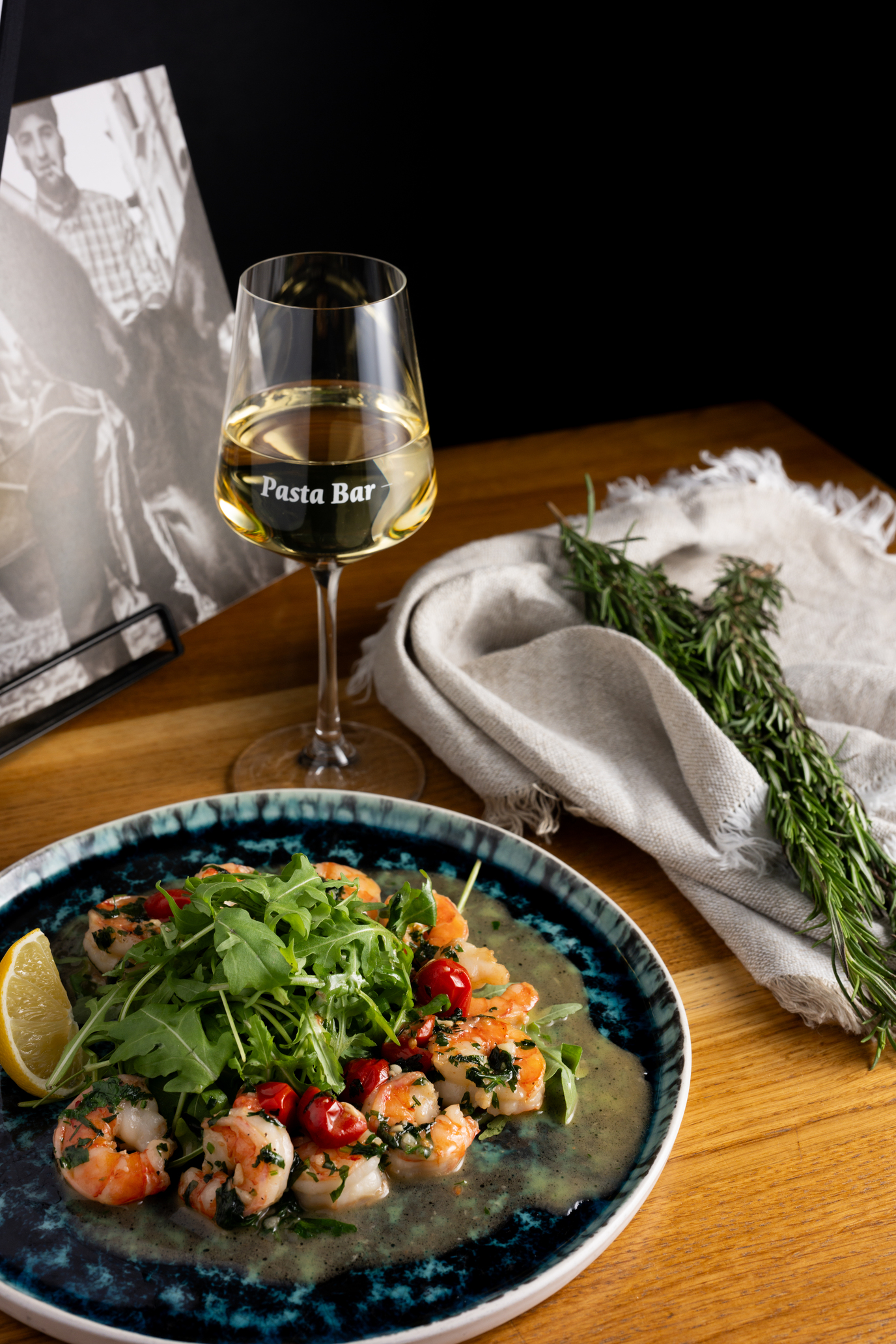 Krewetki w białym winie